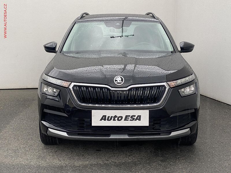 Škoda Kamiq (2021) 1.0 TSi, Ambition Plus - fotka 2 z 17