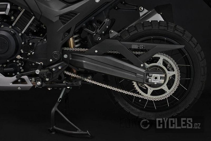 Morbidelli (2026) T 1002 VX - Kufry v ceně - fotka 18 z 23