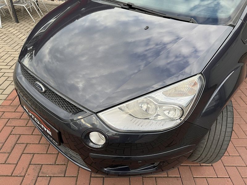 Ford S-MAX (2009) 2.0TDCi Navi 7Míst Tažné Z. - fotka 30 z 45