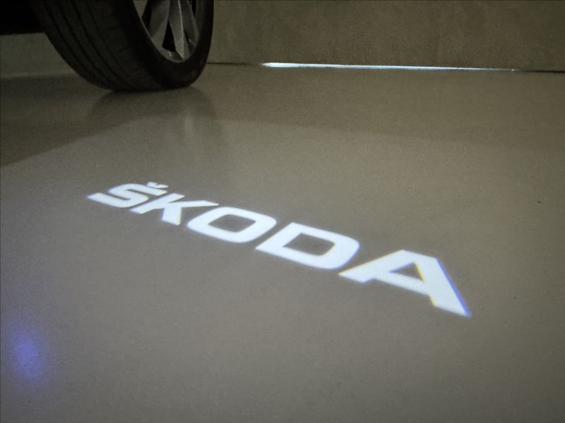Škoda Kodiaq 2,0 TDi  DSG 4x4 Tour Virtual - fotka 45 z 46