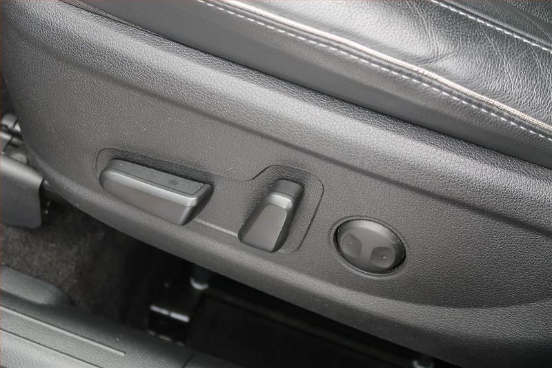 Hyundai Santa Fe (2021) 2.2 CRDi - fotka 21 z 24