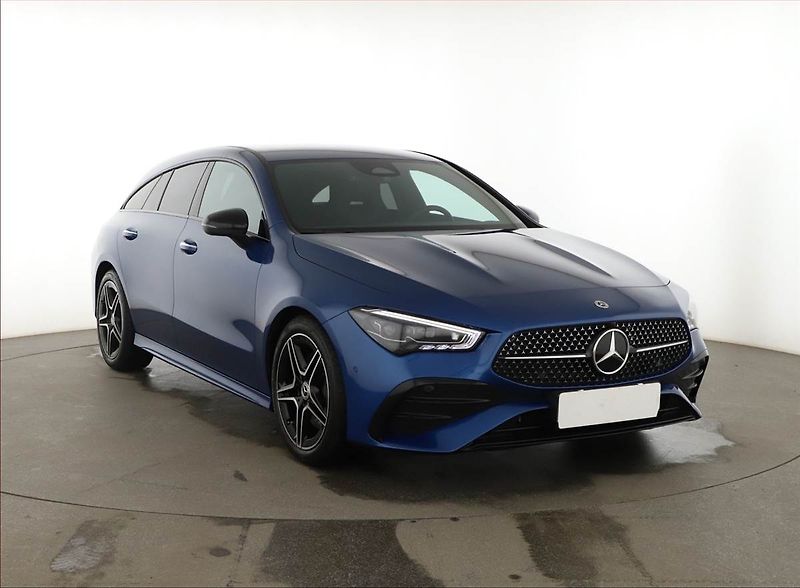 Mercedes-Benz CLA (2025) 200, AMG Line, Matrix, Kamera - fotka 1 z 27