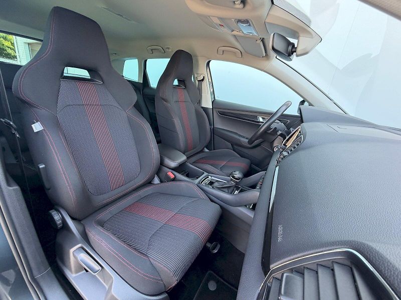Škoda Karoq (2020) 1.5 TSI 110kW DSG Style - fotka 30 z 35