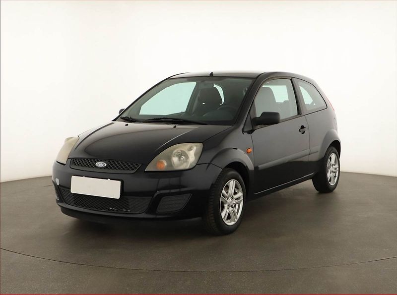 Ford Fiesta (2007) 1.3 i, po STK, levný provoz - fotka 2 z 11
