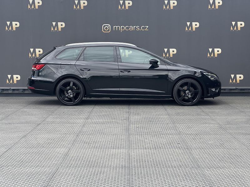 Seat Leon (2016) 1.4TSi 110kW FR, FullLED RZV - fotka 4 z 47