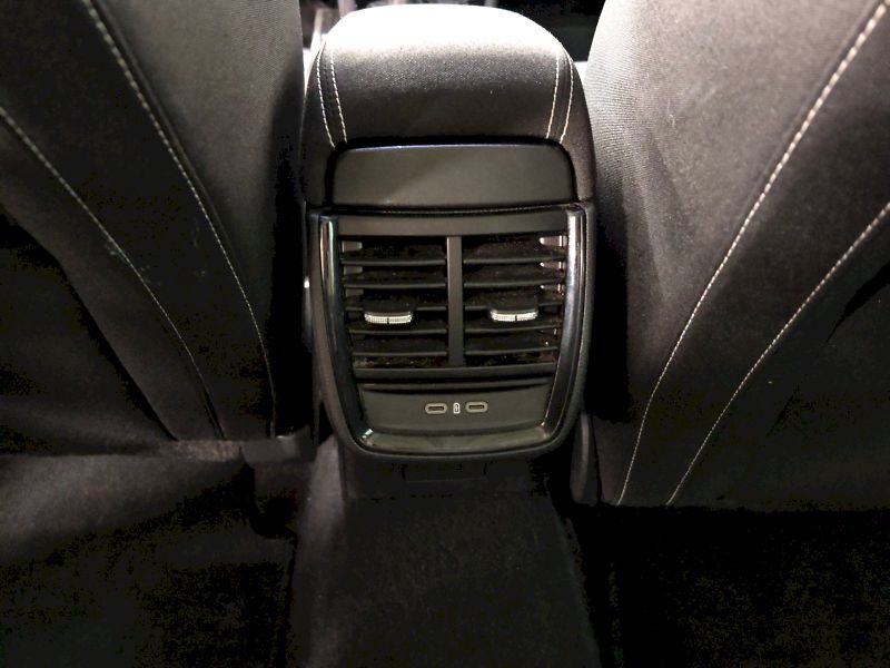 Škoda Kamiq (2025) 1.5 TSI 110 kW DSG Monte Carlo - fotka 25 z 29