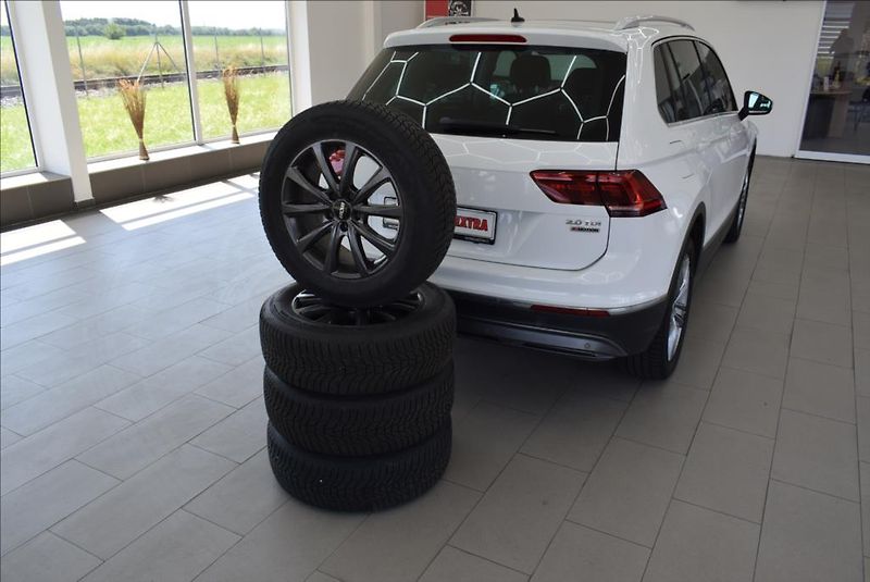 Volkswagen Tiguan 2,0 TDI, DSG,Head Up,Virtual, - fotka 52 z 55