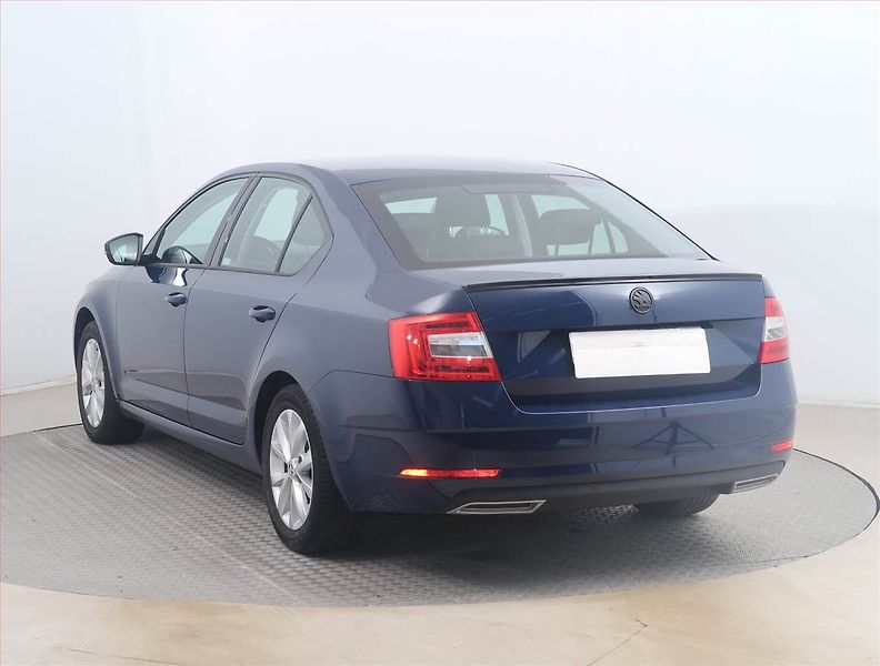 Škoda Octavia (2018) Ambition 1.0 TSI, Tempomat - fotka 4 z 14