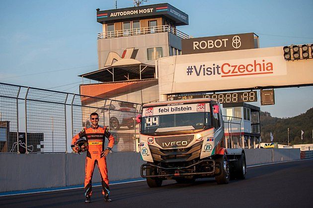 Vítěz Dakaru Martin Macík si vyzkoušel jízdu okruhovým tahačem., zdroj: Se svolením Autodromu Most