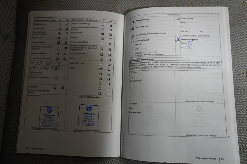 Volkswagen Transporter 2.0TDi CALIFORNIA kuchyň/spaní - fotka 22 z 37