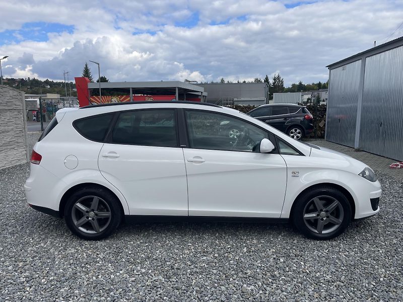 Seat Altea 1.6TDi 105PS XXL ECOMOTIVE TOP - fotka 10 z 189