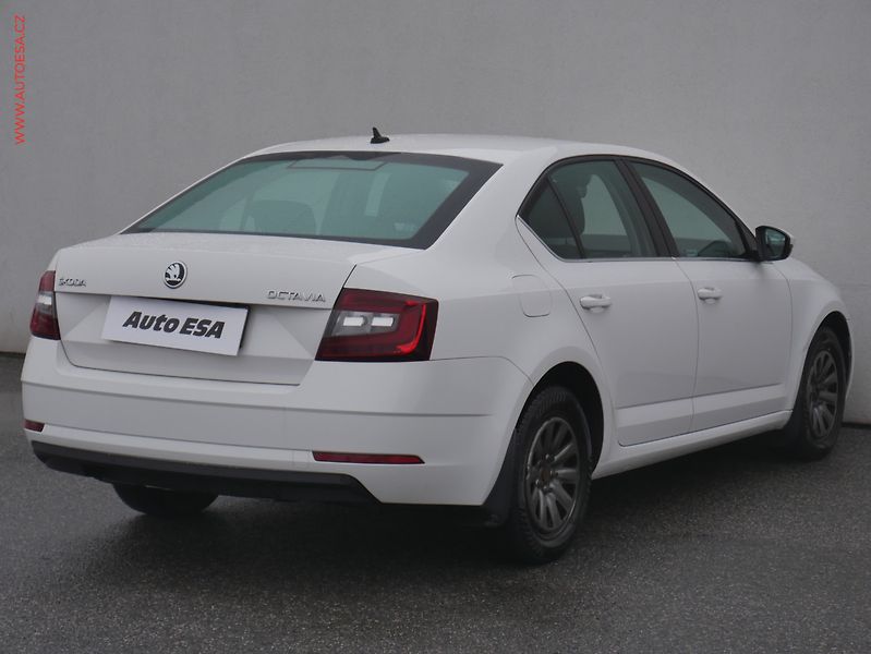 Škoda Octavia (2019) 1.6 TDi, ČR, DSG, LED, autoAC - fotka 4 z 26