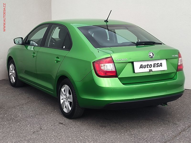 Škoda Rapid (2017) 1.0 TSI, ČR, AC, výhřev sed. - fotka 6 z 18
