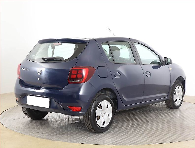 Dacia Sandero (2017) 1.0 SCe - fotka 5 z 15