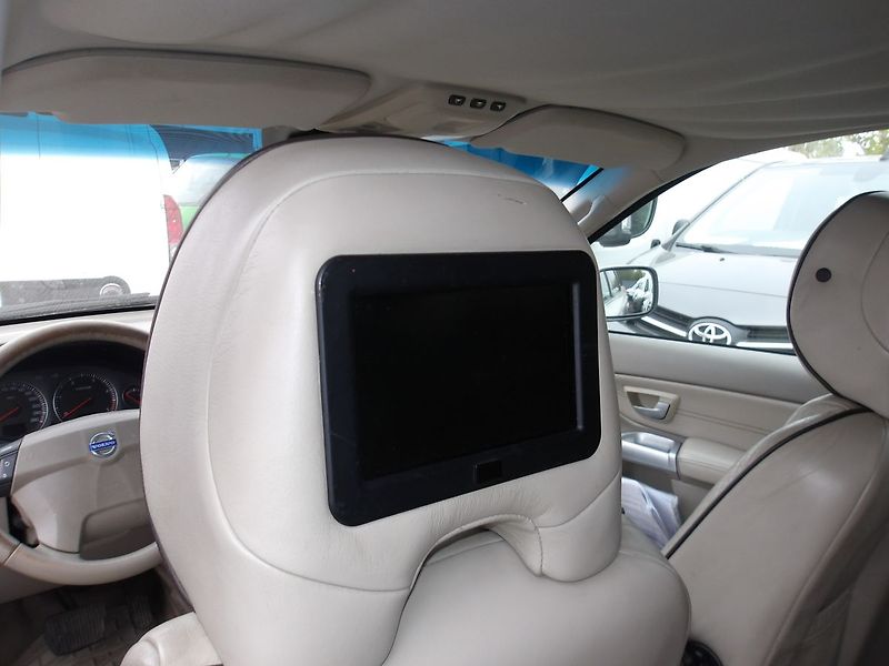 Volvo XC90 2,4D5 136 kW ČR Serv.kn! - fotka 25 z 45