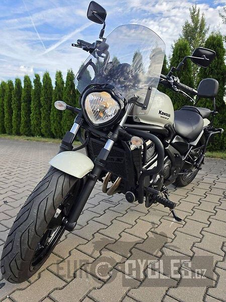 Kawasaki Vulcan S - fotka 11 z 21