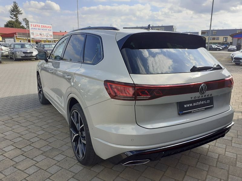 Volkswagen Touareg (2023) 3.0 V 6 TDi R-Line - fotka 6 z 50