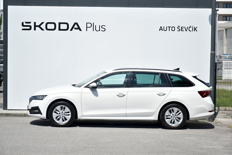 Škoda Octavia (2022) Ambition 1.5 TSI 110kW - fotka 12 z 31