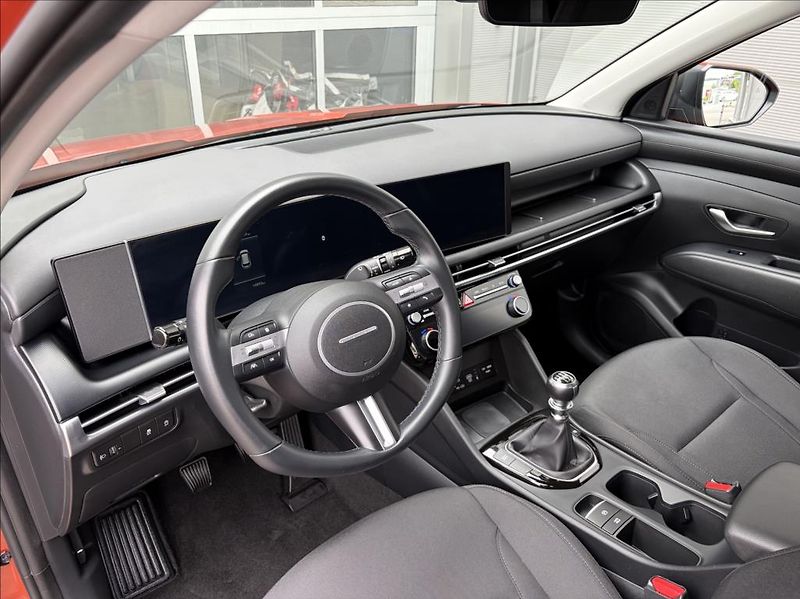 Hyundai Tucson 1,6 T-GDI  FL Smart - fotka 7 z 25