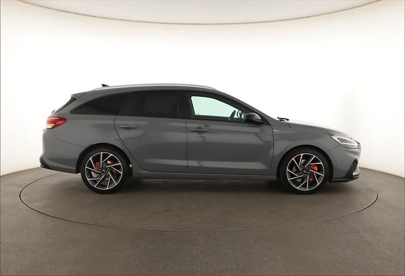 Hyundai i30 (2021) N-Line 1.5 T-GDI MHEV, Navi - fotka 6 z 21
