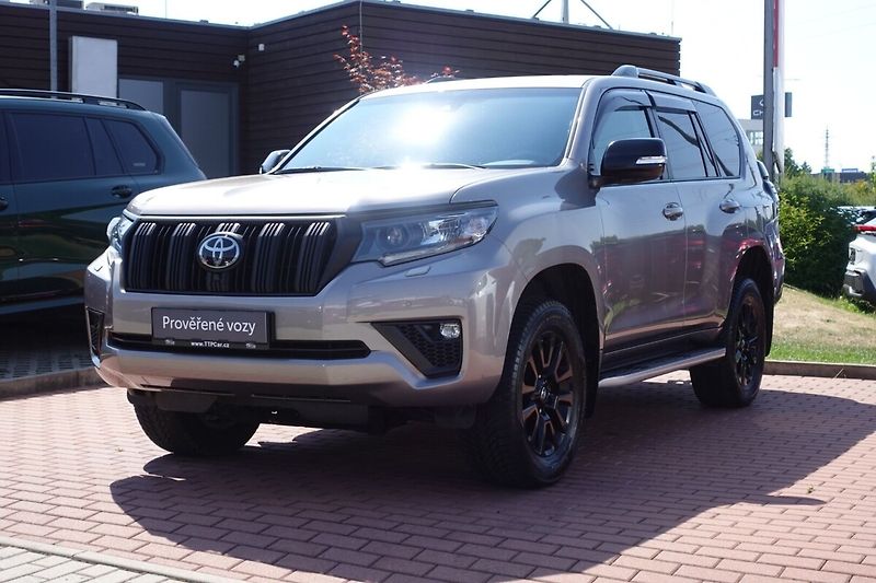 Toyota Land Cruiser 2,8D-4D 150kW A/T Executive 7m - fotografie inzerátu