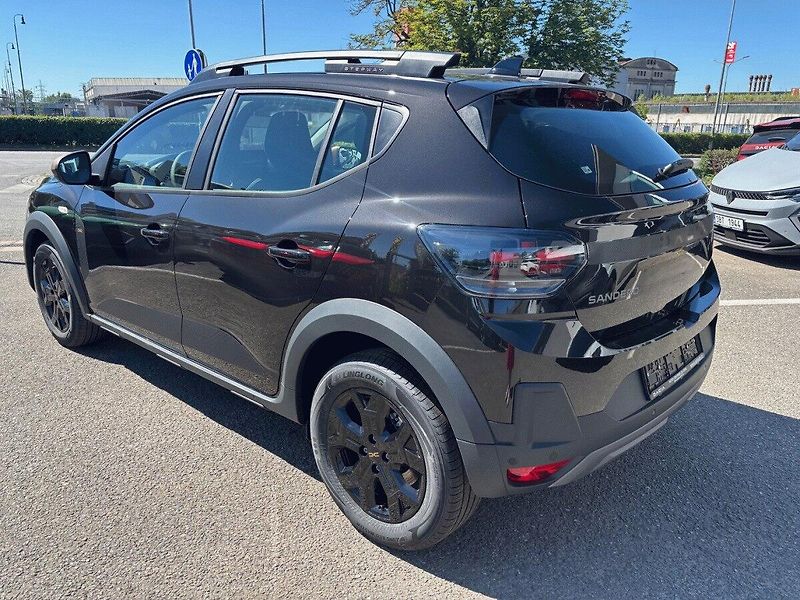 Dacia Sandero (2026) Stepway Extreme Eco-G 120 - fotka 3 z 13