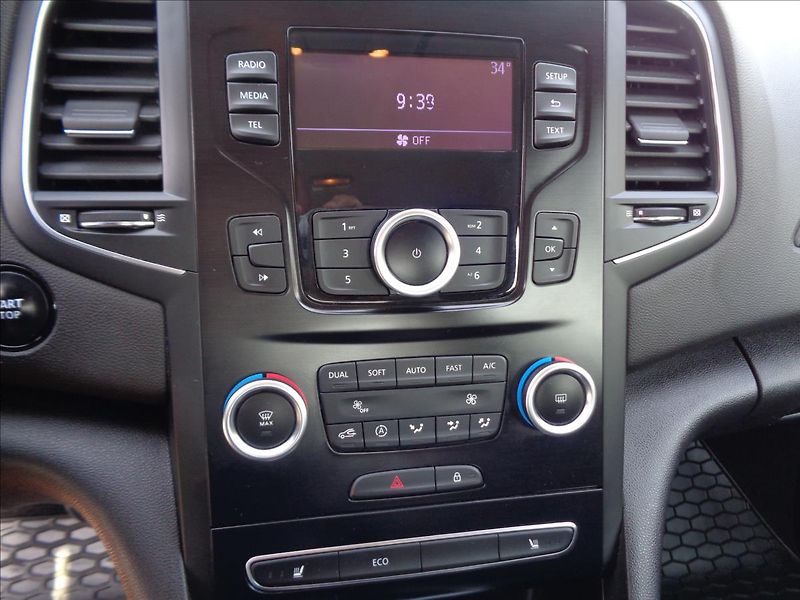 Renault Mégane 1,6 - fotka 9 z 11