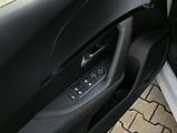 Peugeot 2008 STYLE PureTech 100 S&S MAN6 - náhled 20