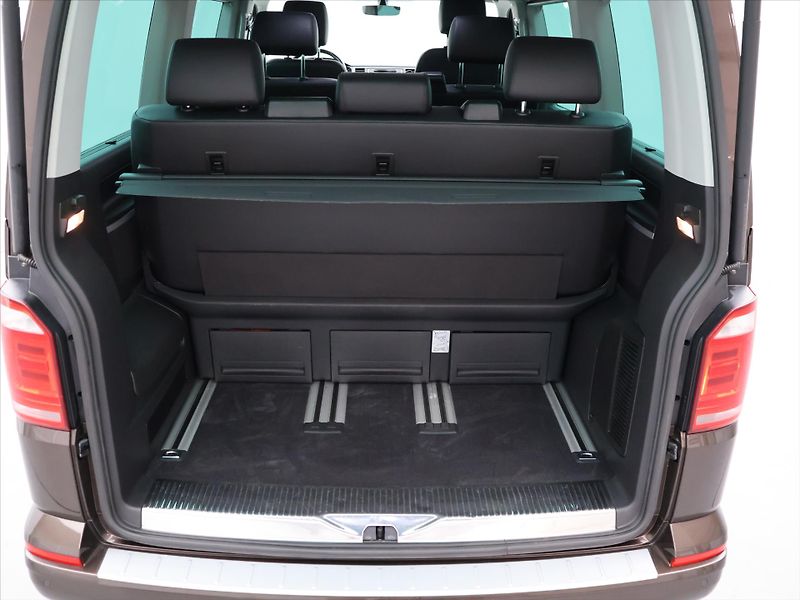 Volkswagen Multivan 2,0 TSI 150 kW 4x4 DPH - fotka 10 z 41