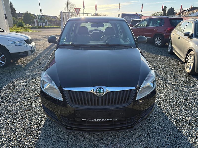 Škoda Fabia 1.2i KLIMA - fotka 2 z 13