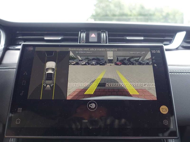 Jaguar F-Pace 2,0 R-Dynamic S D200 4x4 - fotka 27 z 38
