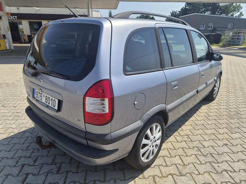 Opel Zafira (2003) 1,6 - fotka 3 z 9