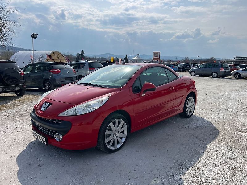 Peugeot 207 1.6 HDI - fotka 11 z 13