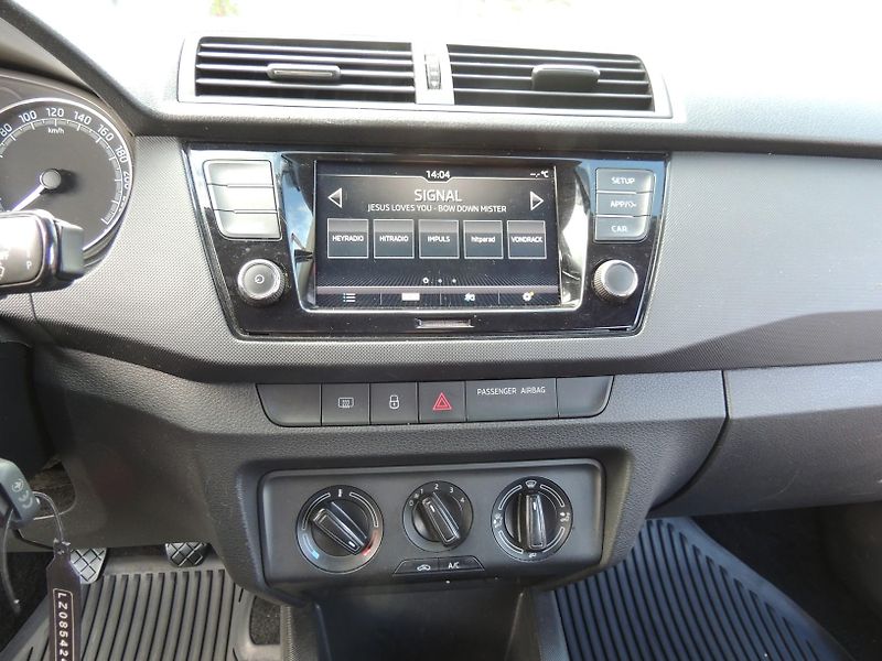 Škoda Fabia (2020) 1.0i,44kw,AMB,ČR,1maj.-21%DPH - fotka 23 z 46