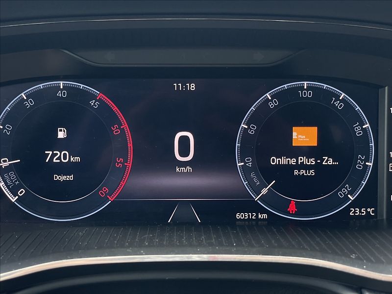 Škoda Octavia 2,0 TDI Combi Ambition Plus - fotka 10 z 23