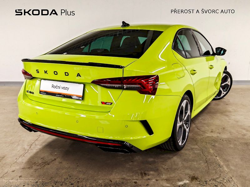 Škoda Octavia (2025) 2.0 TSI 195 kW DSG RS - fotka 2 z 32