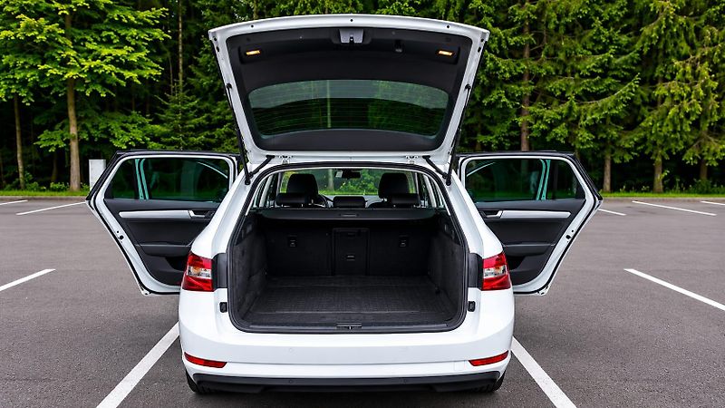 Škoda Superb (2017) 2.0 TDI nové rozvody - fotka 9 z 9