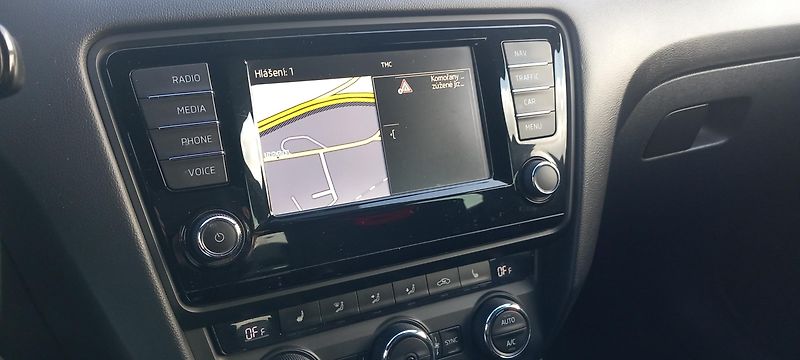 Škoda Octavia RS 2.0 TDI 135kW - fotka 26 z 30