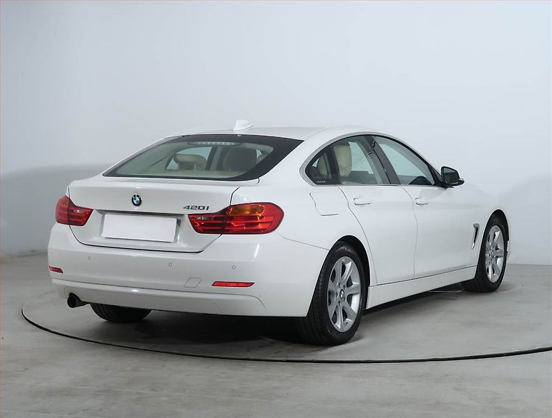 BMW Řada 4 (2015) 420i, Automat, Serv.kniha - fotka 5 z 21