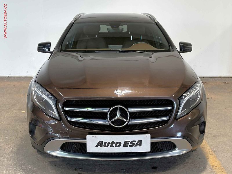 Mercedes-Benz GLA (2014) 2.2DCi 4Mat, ČR, AT - fotka 2 z 17
