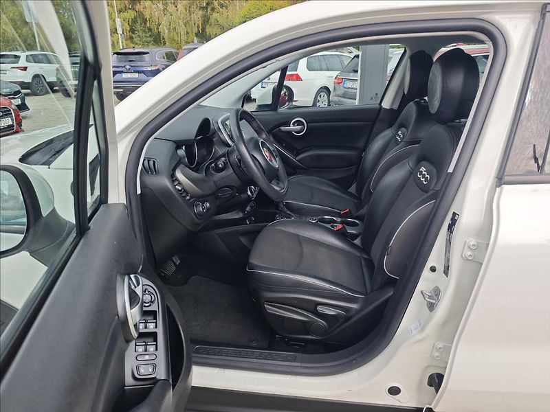 Fiat 500X 1,4 Multiair DDCT6 automat - fotka 10 z 19