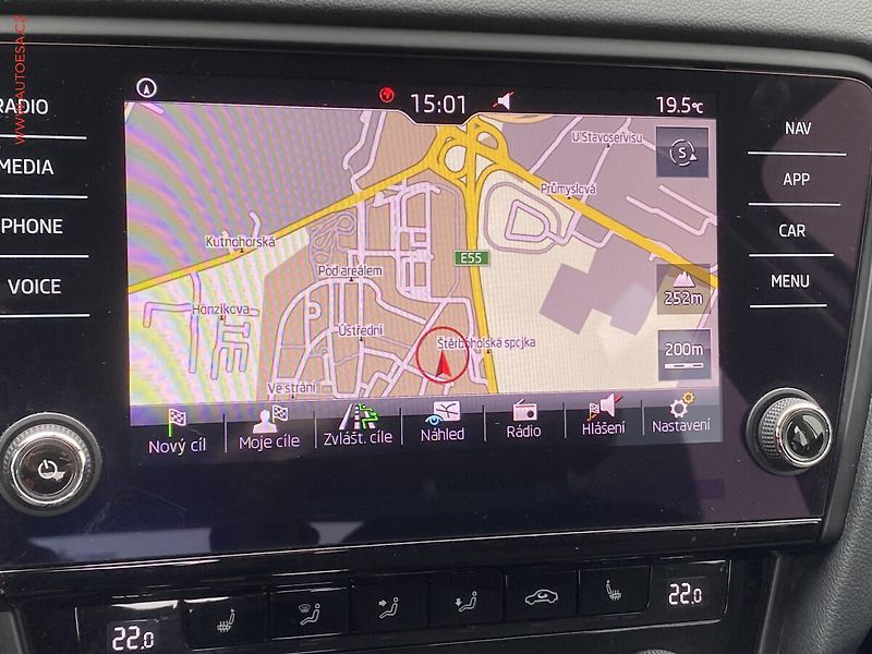 Škoda Octavia (2018) 1.6 TDi, 2.maj,ČR, Style - fotka 17 z 18