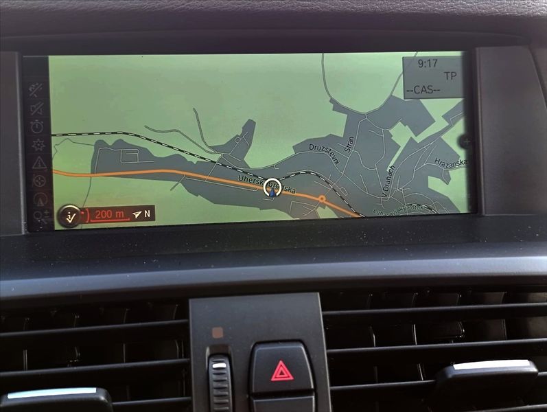 BMW X3 2,0 D X-drive aut. Kůže Bi-xen - fotka 17 z 53