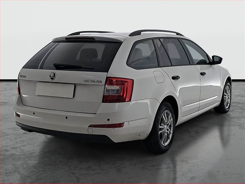 Škoda Octavia (2014) 1.6 TDI, ČR,1.maj - fotka 5 z 15