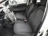 Hyundai i20 (2013) 1.2i, ČR, AC, zmk.řazení - náhled 9