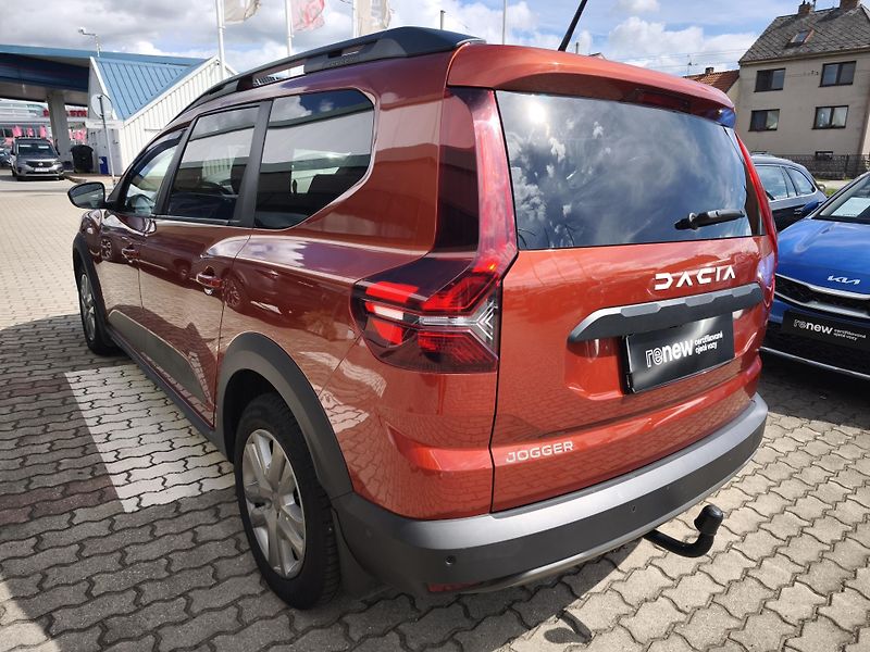 Dacia Jogger 2023 ČR 1.0 ECO-G Expression - fotka 4 z 31