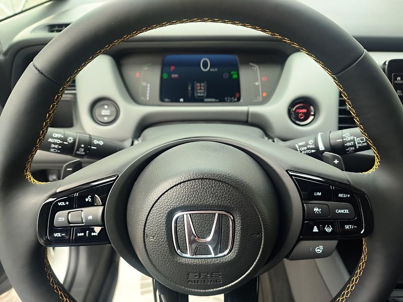 Honda Jazz (2026) SPORT + 1.5eHEV 122k AKCE !!! - fotka 14 z 35
