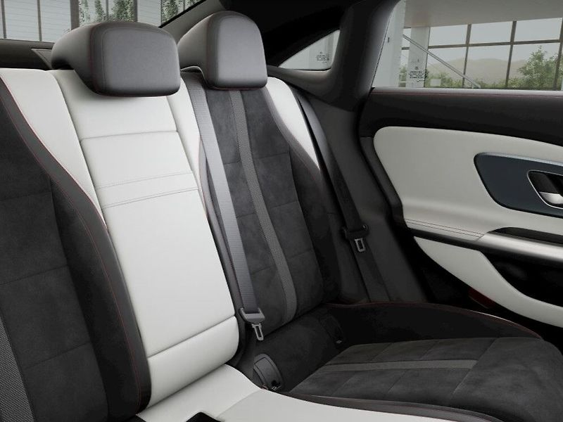 Mercedes-Benz CLA (2026) 350 4MATIC EQ - fotka 8 z 9