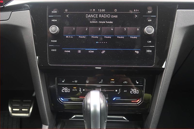 Volkswagen Arteon (2022) R-line 2.0 TDI, R-LINE, ČR,DPH - fotka 12 z 17