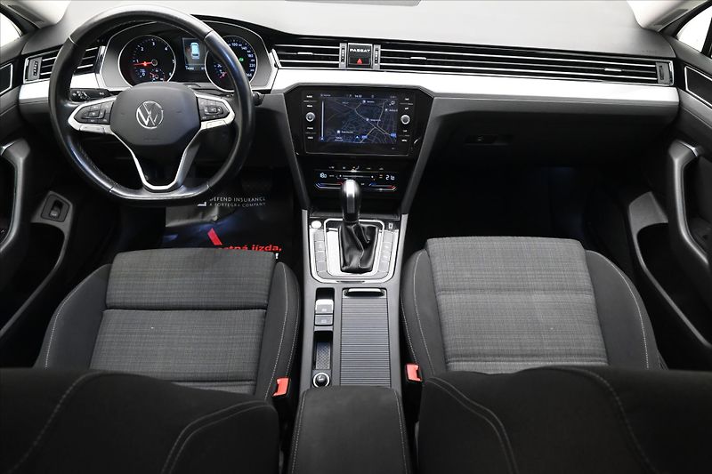 Volkswagen Passat 2,0 TDI 110kW DSG Business Zár - fotka 15 z 31